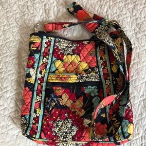 Vera Bradley Hipster bag in Happy Snails